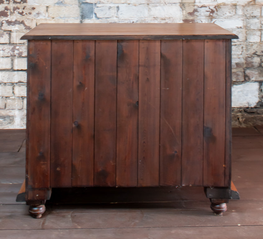 Arts & Crafts Oak Chest of 2 Over 2 Drawers