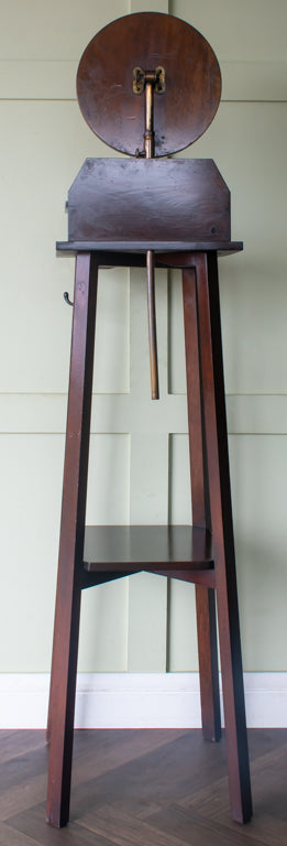 Shapland & Petter Arts & Crafts Gentlemens Shaving Stand