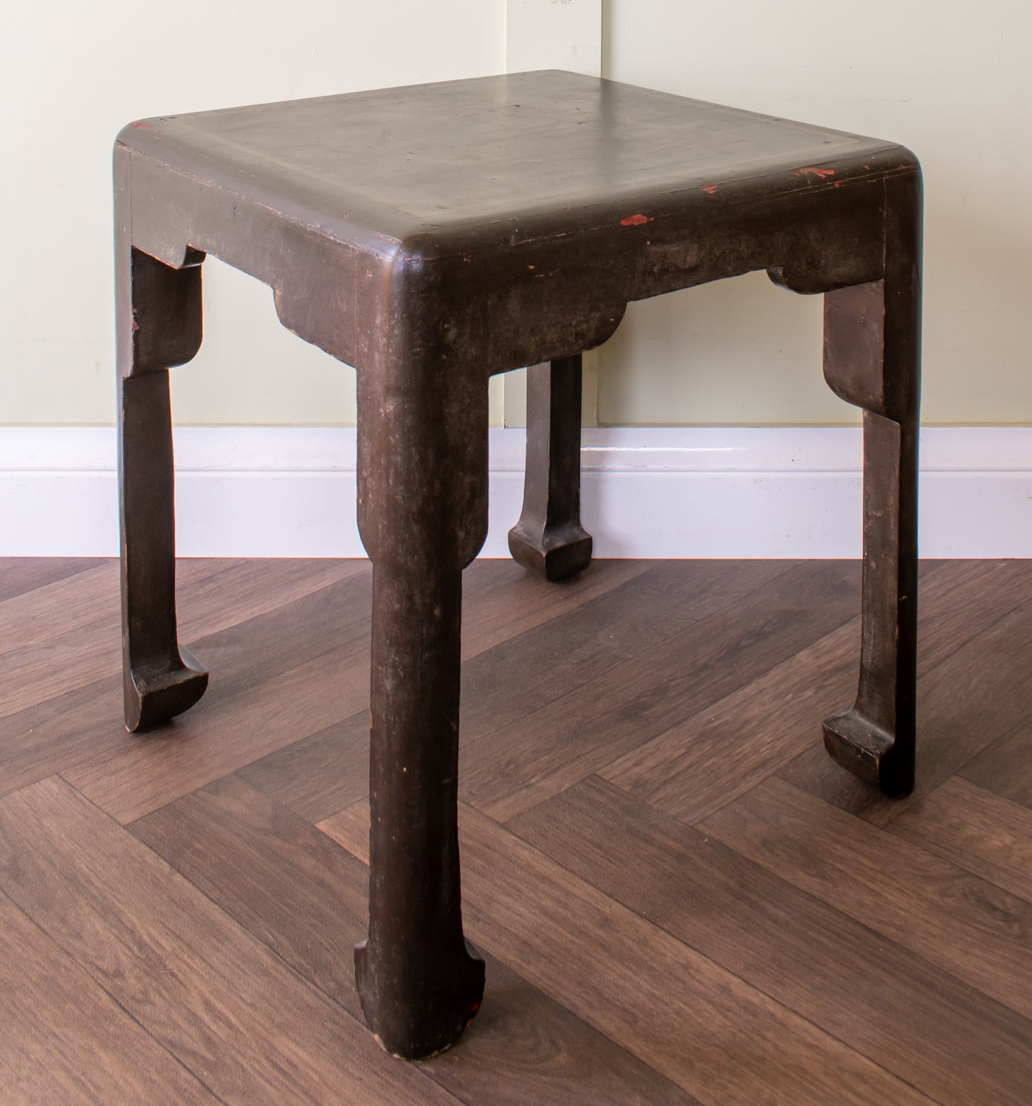 Chinese Qing Dynasty Elm Lacquered Hand Painted Stool