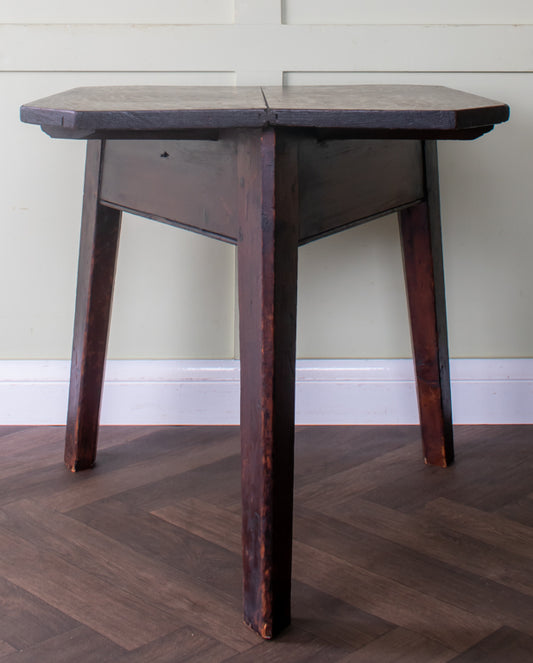 Early 19thC. Oak & Elm Cricket Table