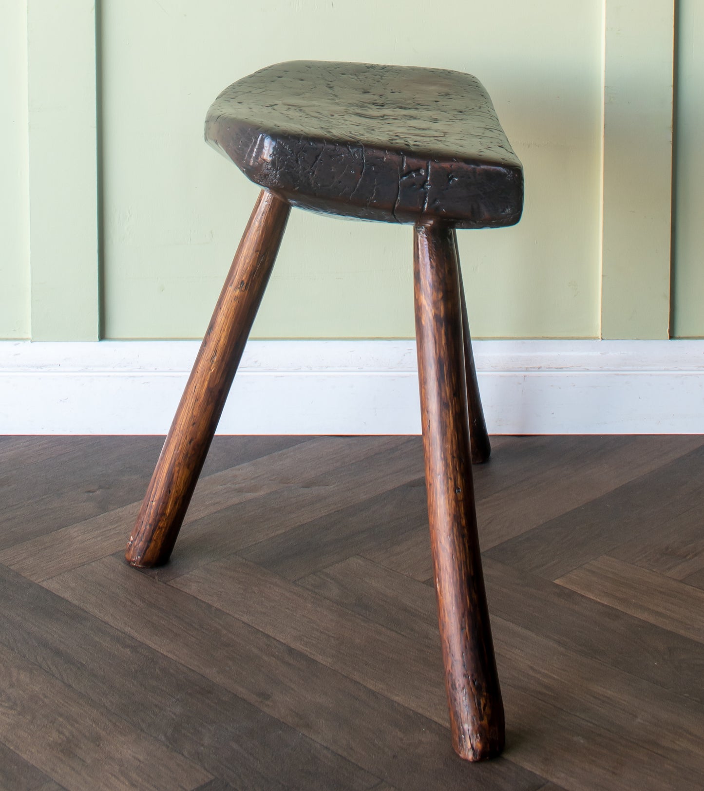 Elm Tripod Cutlers Stool