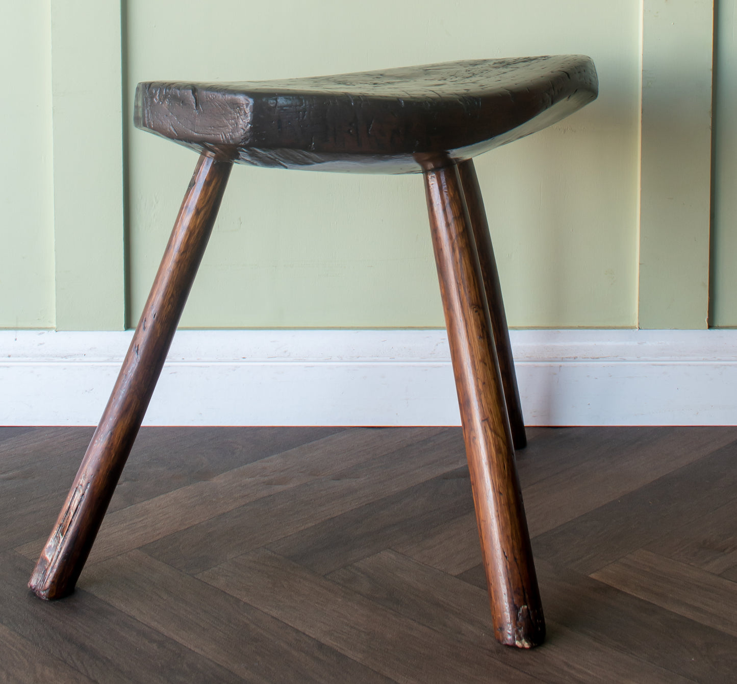 Elm Tripod Cutlers Stool