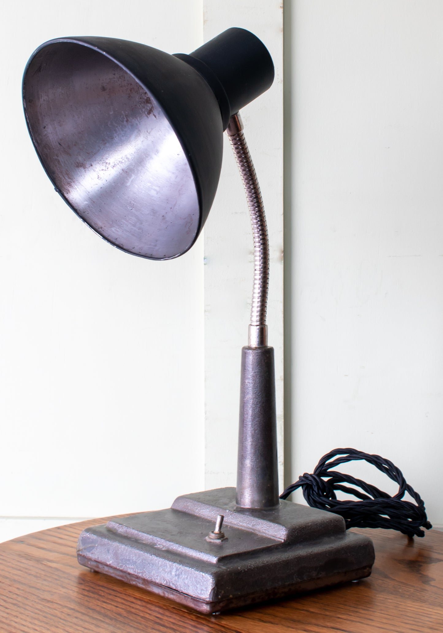 Industrial Goose Neck Desk Lamp