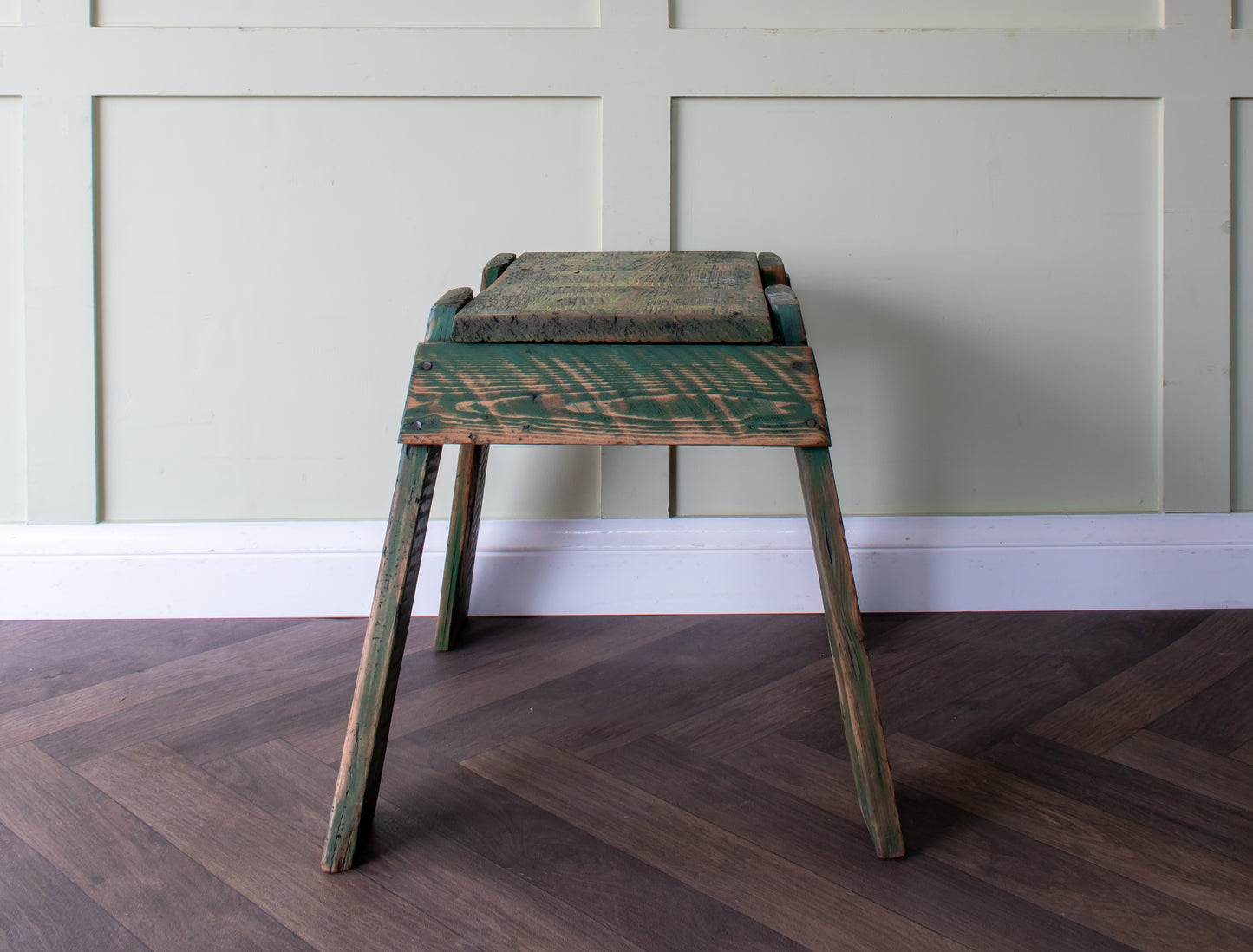 RHS Vintage Green Potting Stool