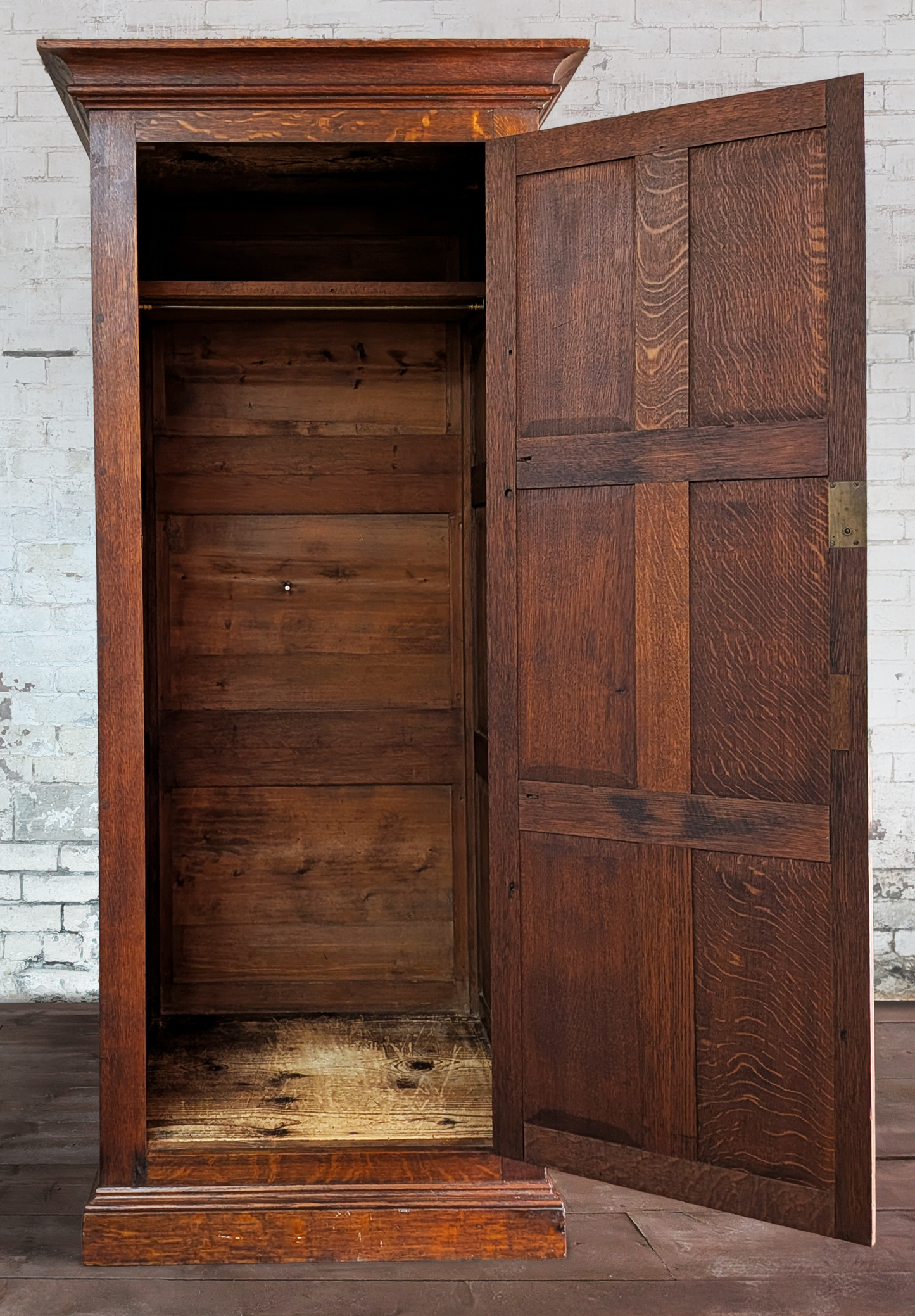 Edwardian Oak Single Hall/ Bedroom Wardrobe Cupboard