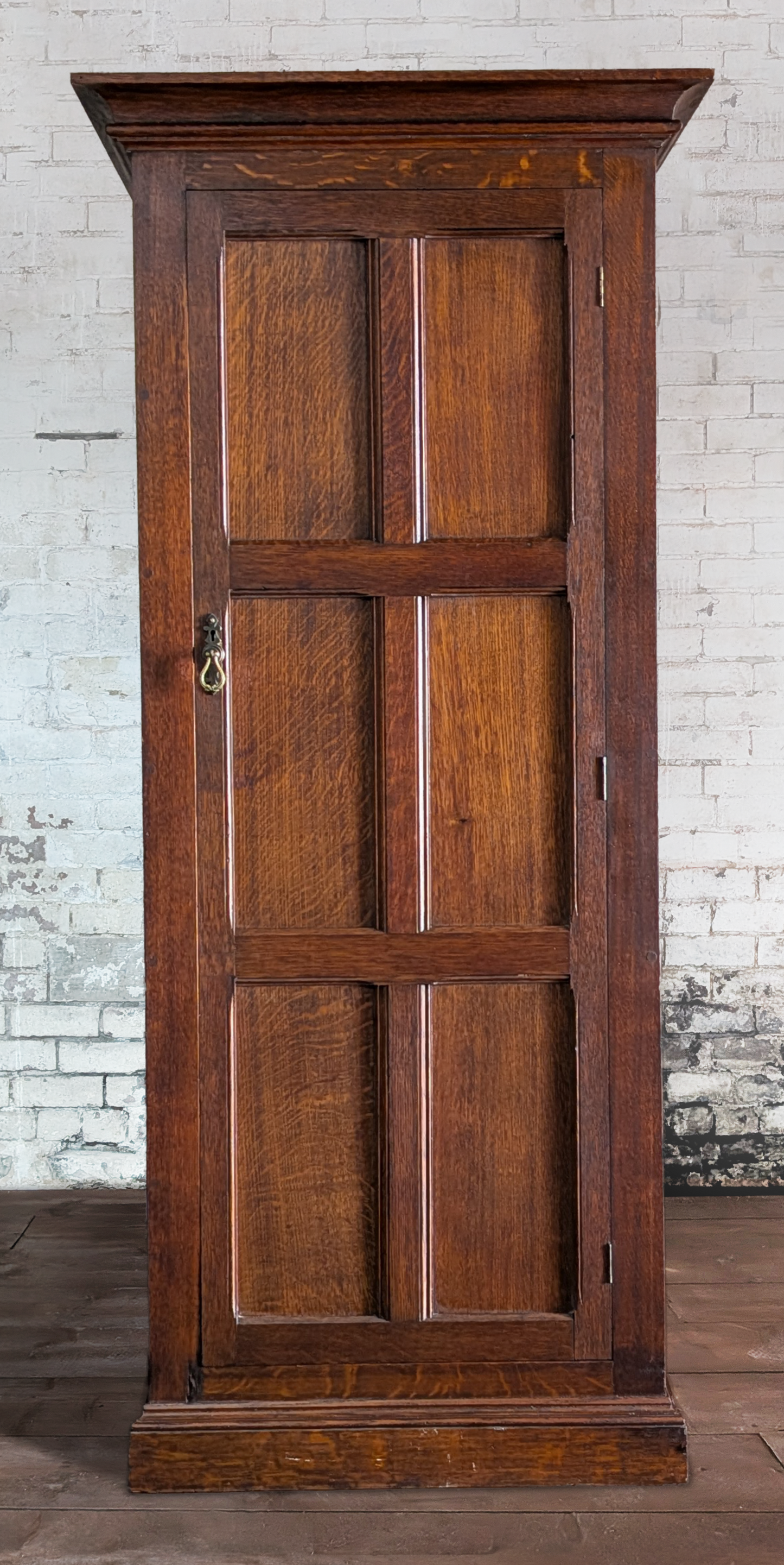Edwardian Oak Single Hall/ Bedroom Wardrobe Cupboard