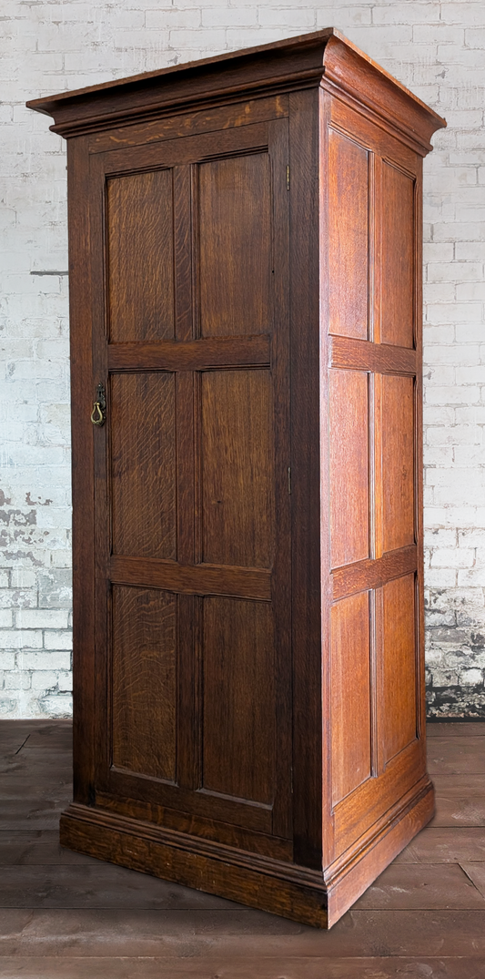 Edwardian Oak Single Hall/ Bedroom Wardrobe Cupboard